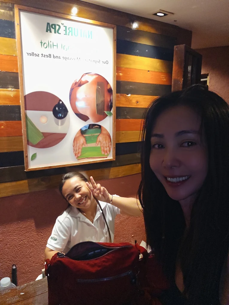 Guests and therapists at Nature Spa Moalboal — photo 6